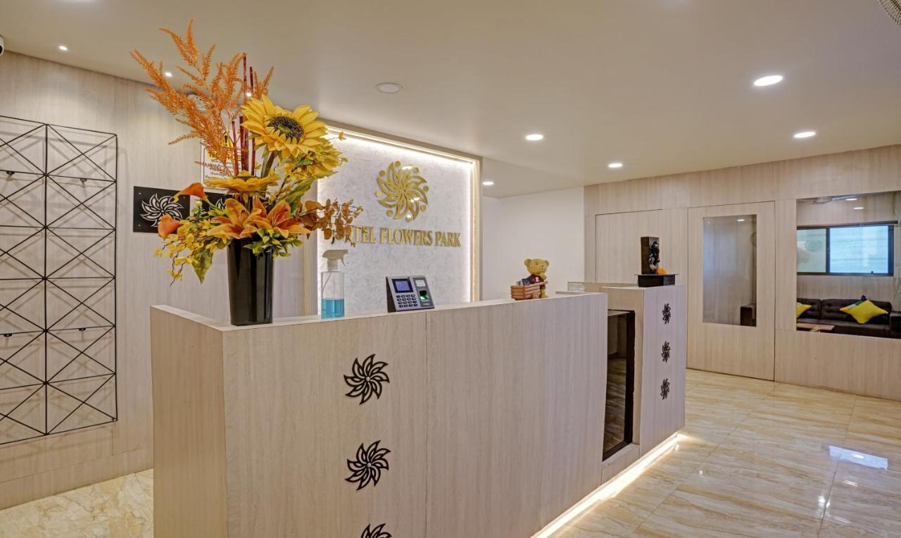 Itsy Hotels Flowers Park Nashik Exterior photo